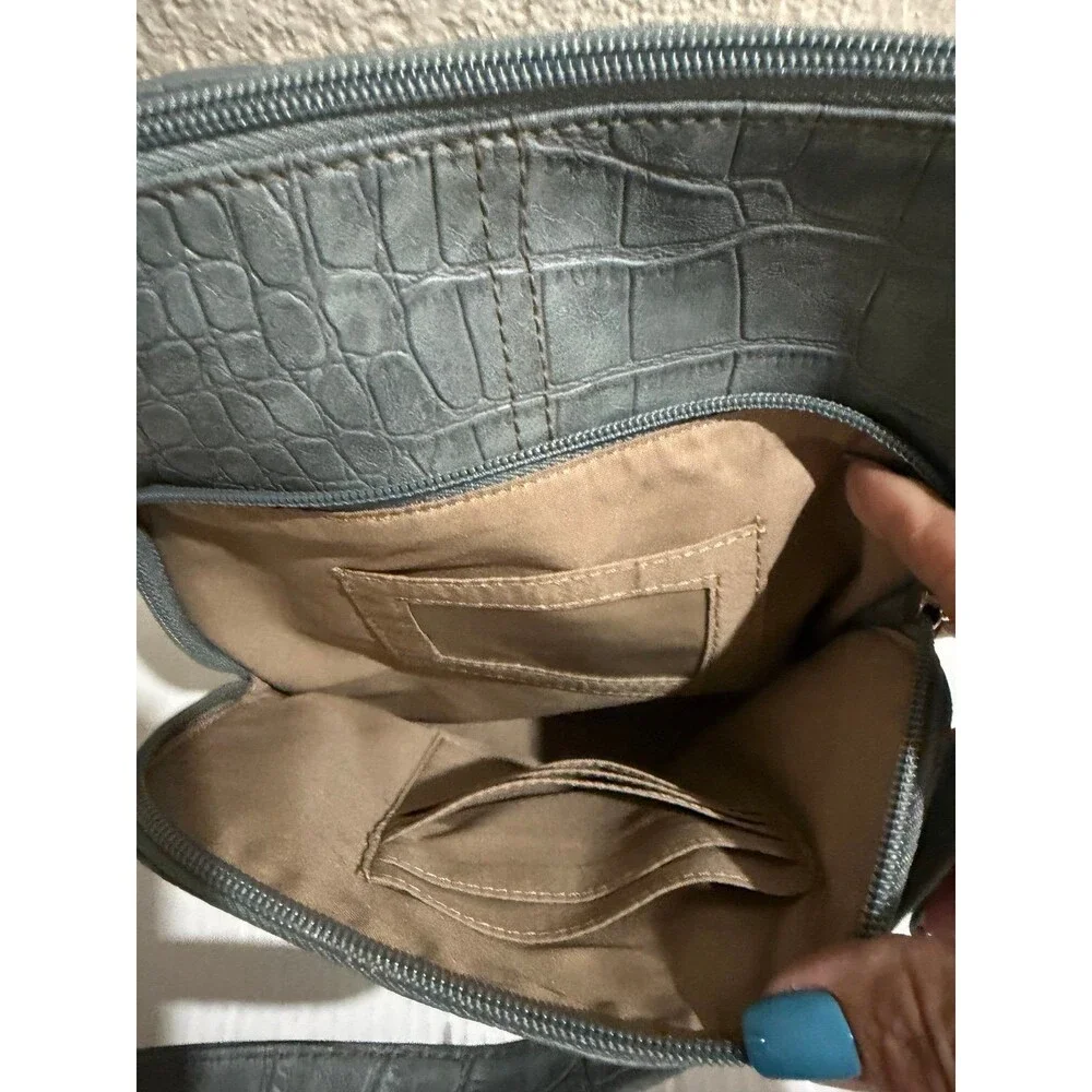 Relic Gray Croc Embossed Crossbody Bag Adjustable Strap